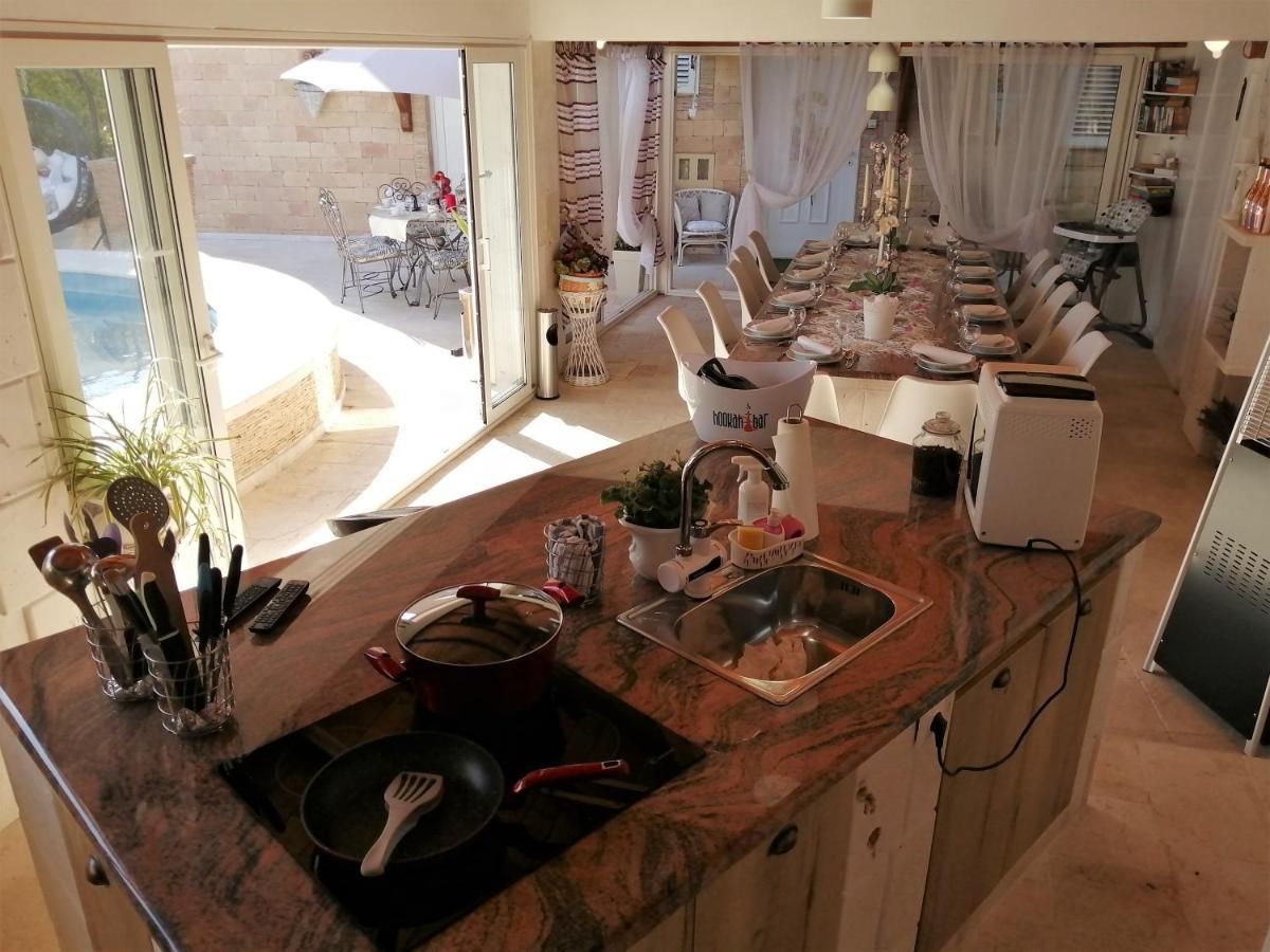 וודיצה Apartments Rustika Toscana מראה חיצוני תמונה